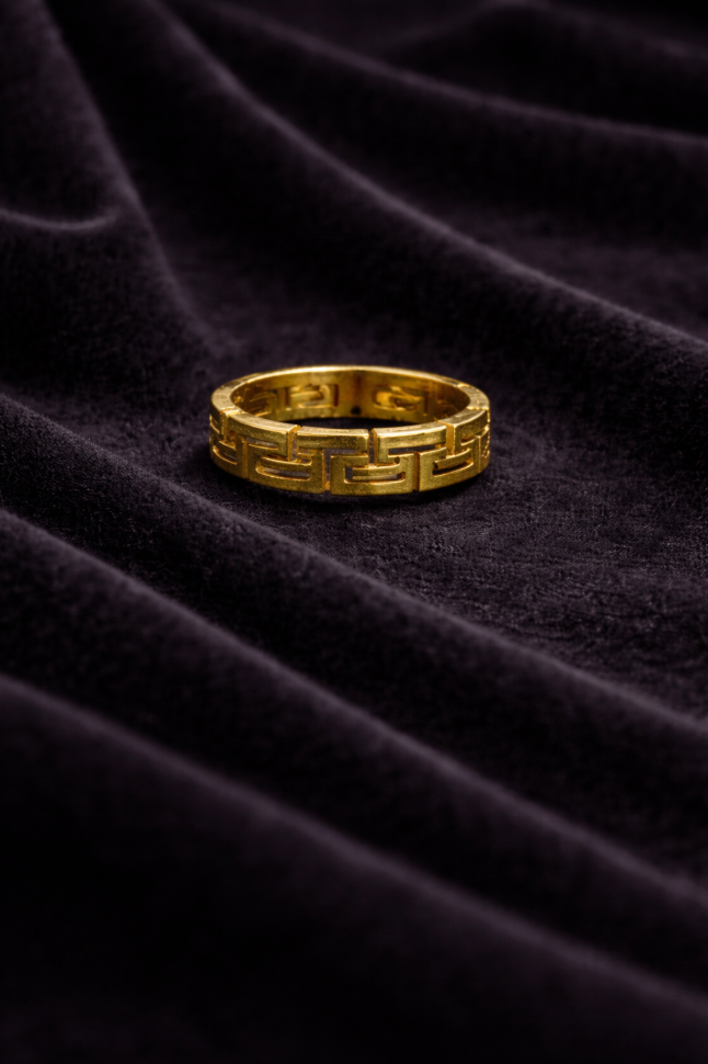 Bague dorée à motif géométrique | Élégance moderne