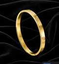 Bracelet doré gravé | Éclat raffiné