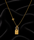Collier doré délicat | Détail élégant