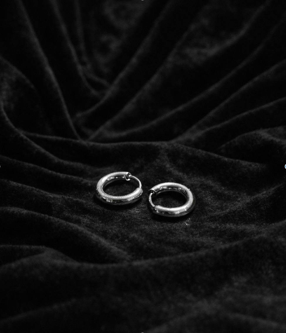 Boucles d’oreilles à clip argentées | Élégance minimaliste