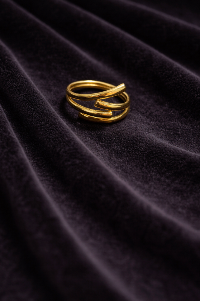 Bague dorée croisée | Élégance minimaliste