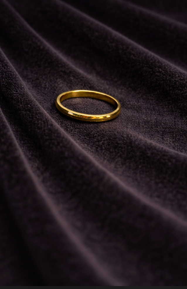 Bague dorée fine | Élégance