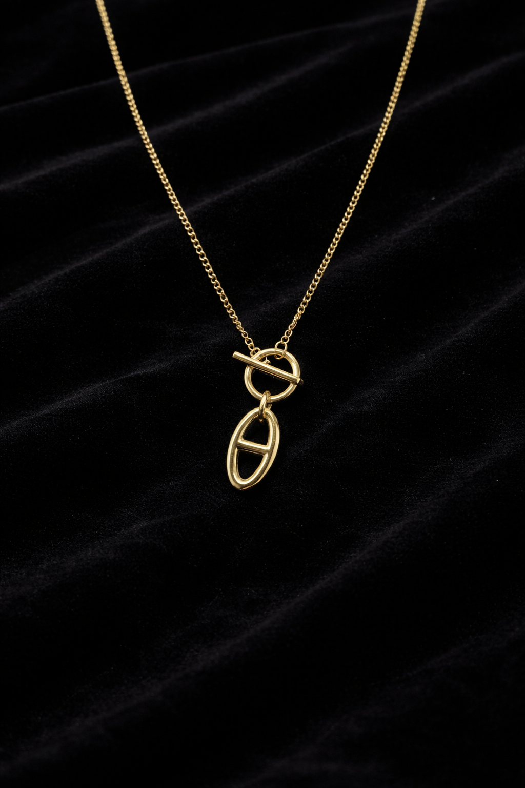 Collier doré pendentif graphique | Style moderne